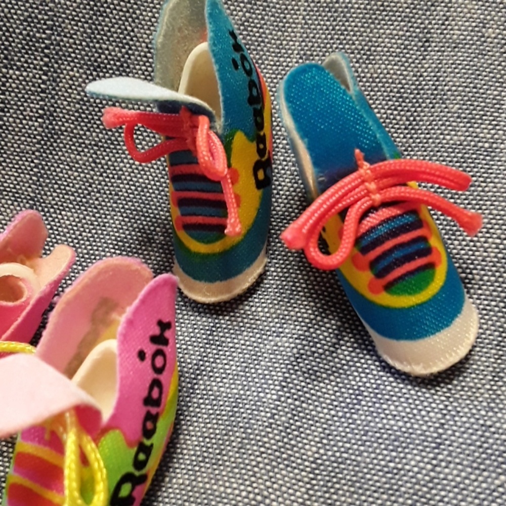Reebok Tennies 👜 Barbies - Picture 3 of 14